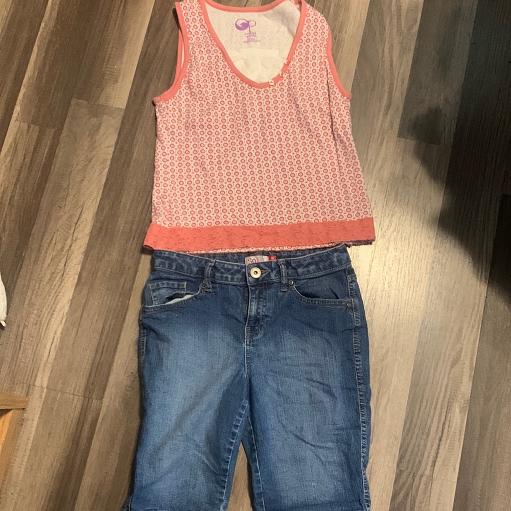 Like new big kids outfit